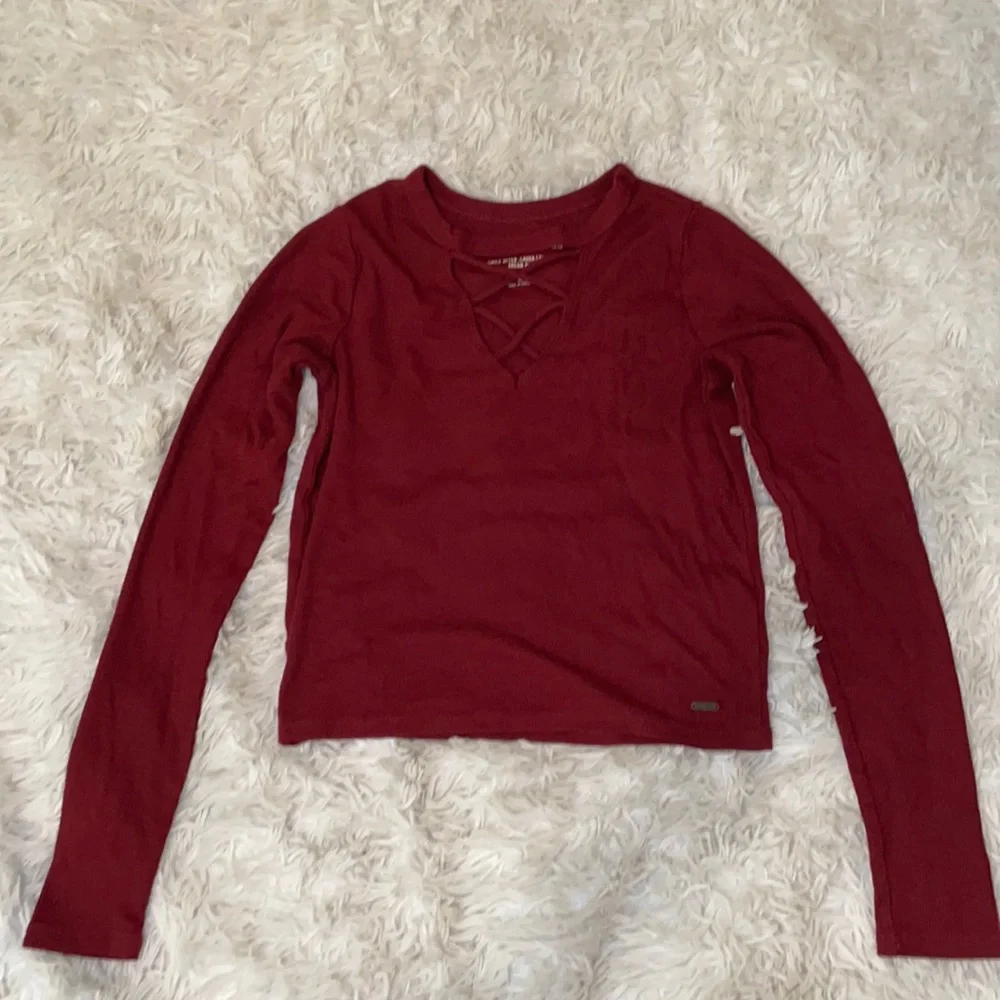 Hollister Burgundy Long‎ Sleeve Crop- Size Small